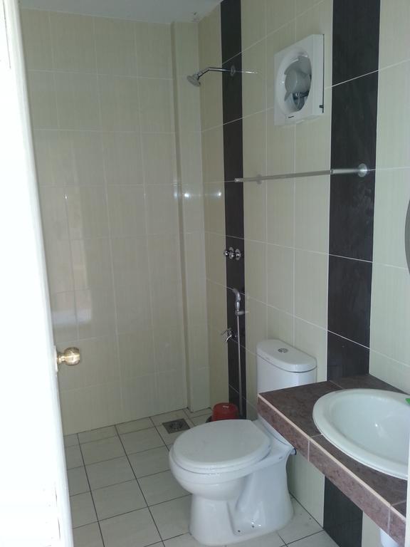 Mersing Beach Resort Zimmer foto